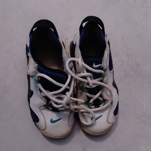 NIKE AIR BARRAGE SHOE 150247 10200 SIZE 7Y - Picture 15 of 16